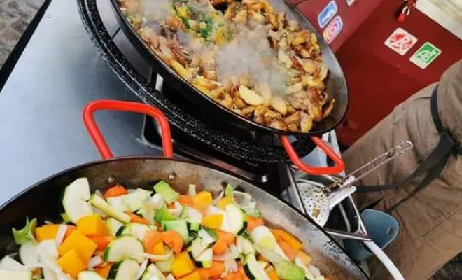 Food truck avec produits frais et fait maison, Le Beausset, PAPA COQ Rôtisserie